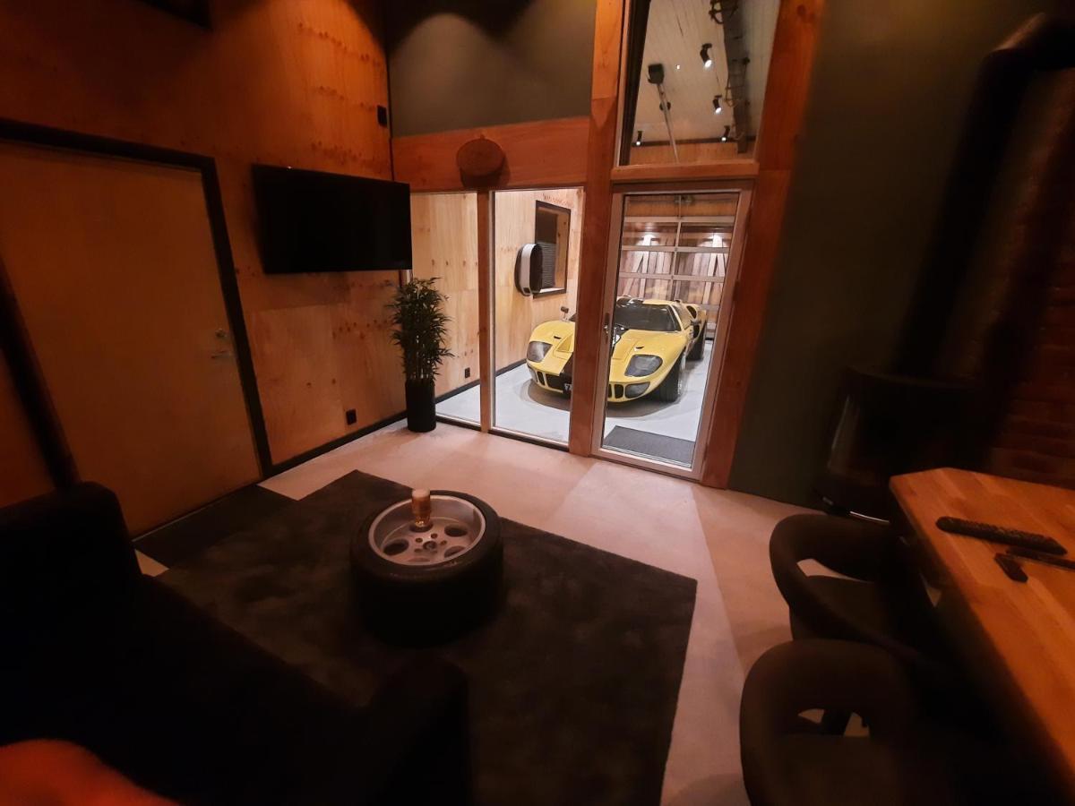 Laerdalsoren Motor Guesthouse Lærdalsøyri Bagian luar foto