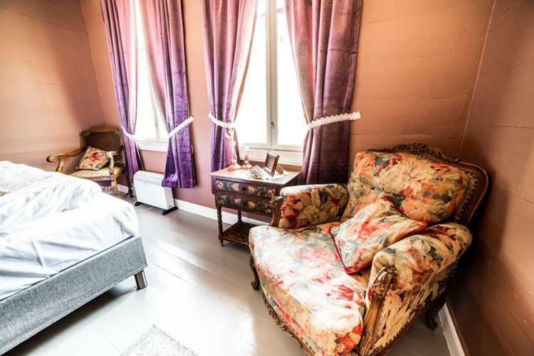 Laerdalsoren Motor Guesthouse Lærdalsøyri Bagian luar foto